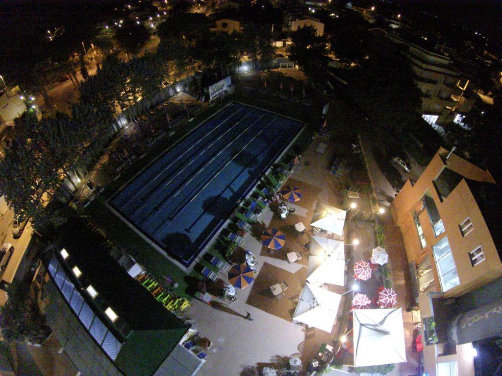 تشيرفيتيري Village Sport Holidays الغرفة الصورة